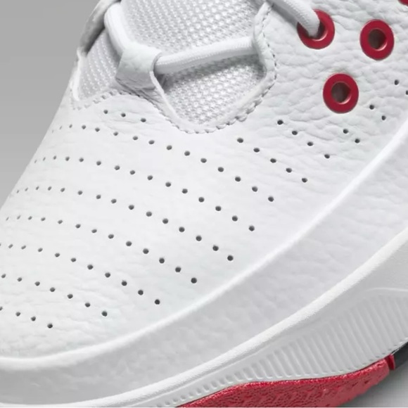 Nike Jordan Max Aura 5 Shoes 'White/Varsity Red' (DZ4353-101) Men’s 10.5 - Picture 8 of 13